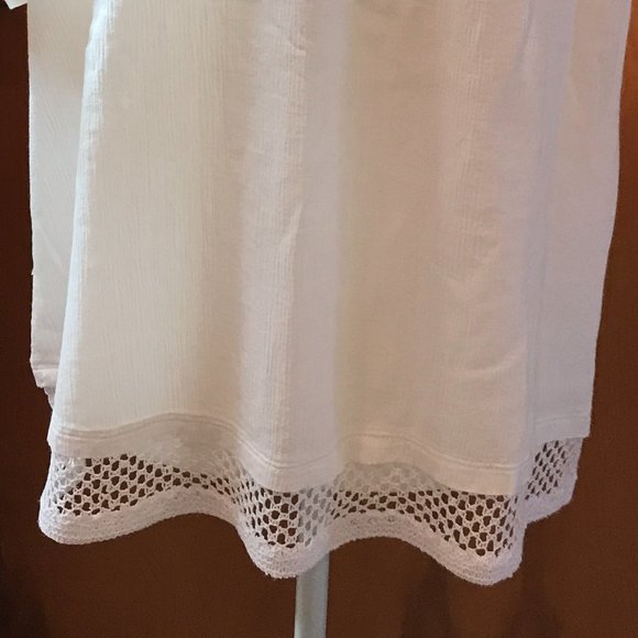 Alfred Dunner White Short Sleeve Woman's Top - Picture 11 of 14